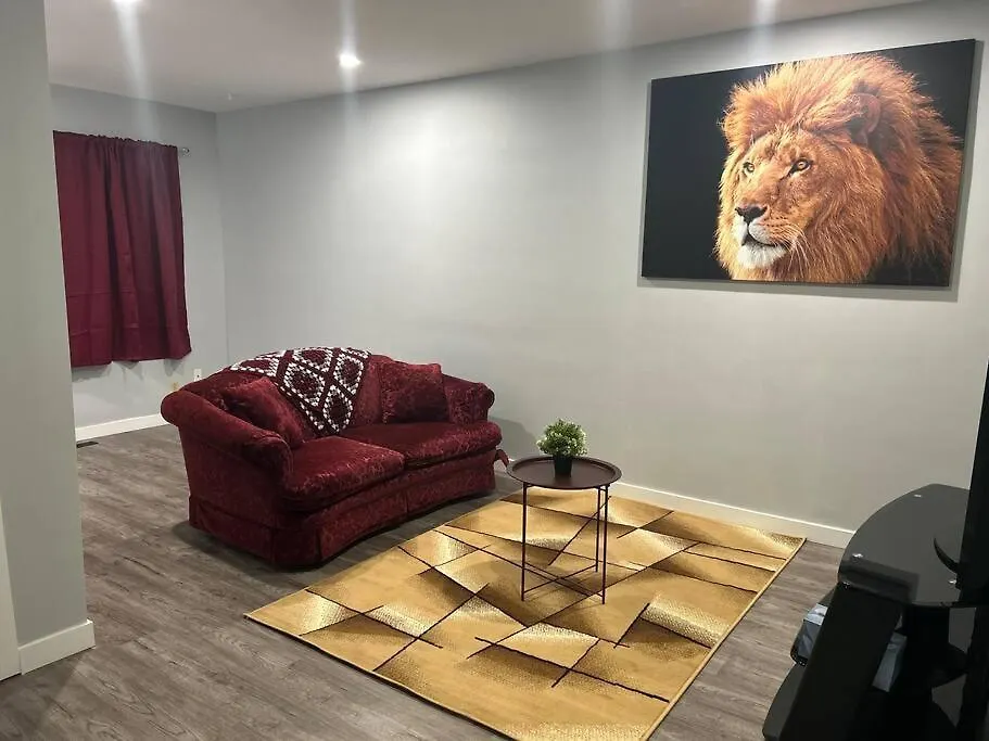 Cute Highland Park Upper B Unit Apartment Calgary