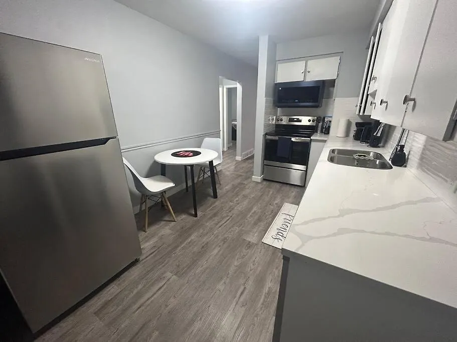 Cute Highland Park Upper B Unit Apartment Calgary